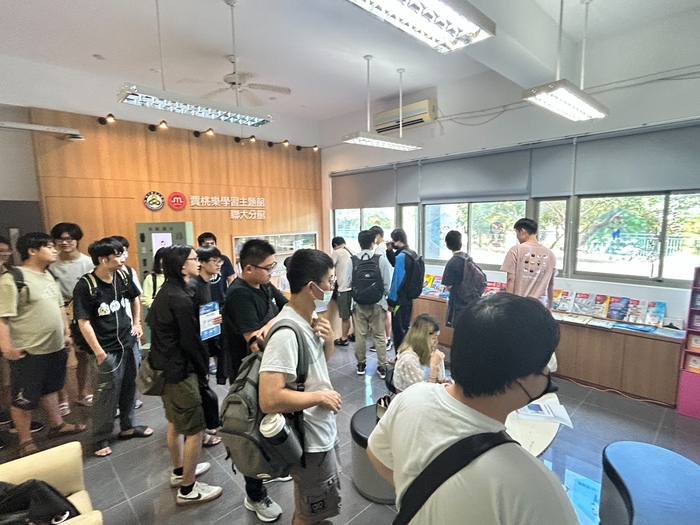 輝能科技說明會x賈桃樂主題館參觀圖片