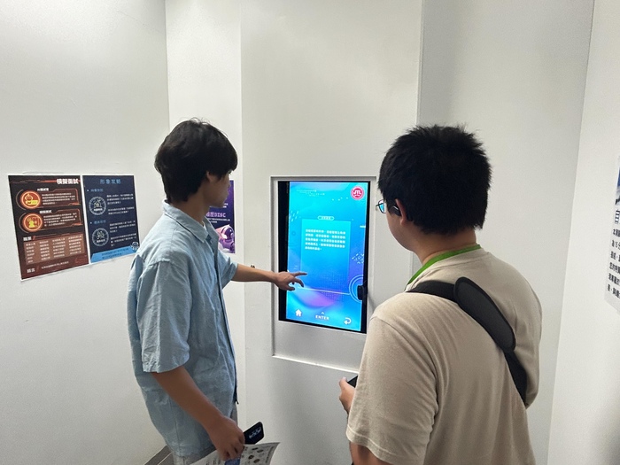 輝能科技說明會x賈桃樂主題館參觀圖片