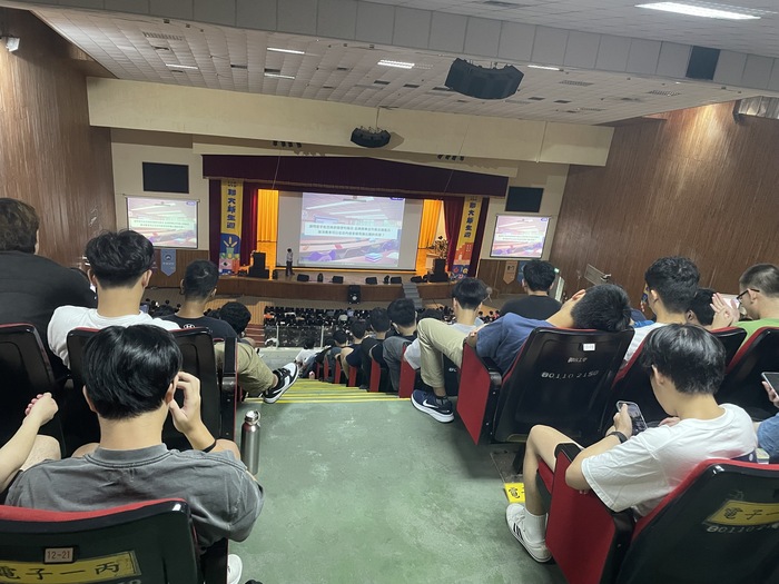 「夢想職涯，不在迷路」圖片